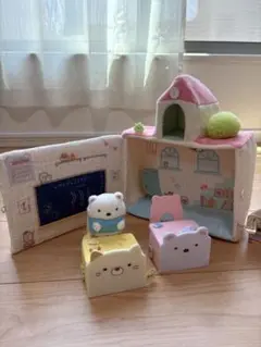 すみっこぐらしコレクション　 すみっこのお勉強 & 机セット