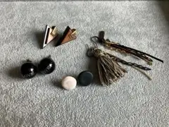 ブラック　ブラウン　タッセル　ウッド　ピアスセット