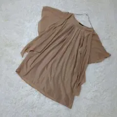 サウストゥサウス　フリルトップス　タック　ベージュ　透け感あり　サイズ38