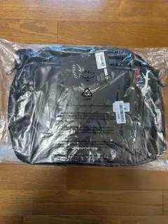 【新品未使用】オスプレイOSPREYトランスポーターボーディング20Lバッグ オスプレーのトランスポーターが一新！ ギアトートも新登場