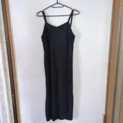ブラック キャミワンピース