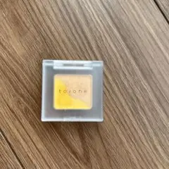 トーン ペタルアイシャドウ 03