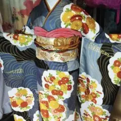 豪華正絹 地紋入り金駒刺繍金彩振袖セット