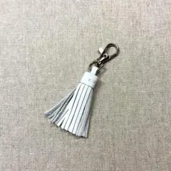 ハンドメイド♪本革タッセル、ホワイト