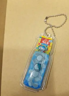 ラムネ　　ブルーハワイ　シャカシャカキーホルダー