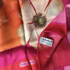 Salvatore Ferragamo シルクストール　花柄　新品　ケース付き