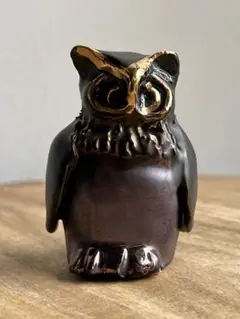イタリア製 questa maiolica工房 ハンドメイドのフクロウの置物