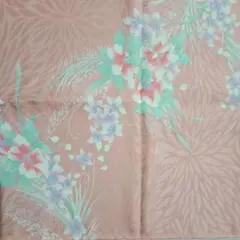 ②はぎれ35×100　正絹　花柄　着物　反物　ピンク　未仕立