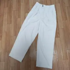 カジュアルパンツ　パンツ　テーパードパンツ