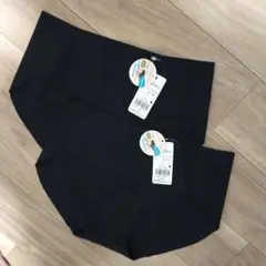 新品未使用タグ付き。スロギーショーツＬサイズ✕2枚　ブラック