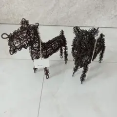 ワイヤー製犬の置物2点セット
