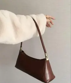 Wefst ワンハンドバッグ　ブラウン　オケージョンスタイル　シンプルコーデ