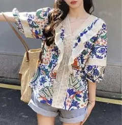 可愛い花柄トップス✿ゆったりサイズで夏秋コーデに最適❤️お出かけにもぴったり