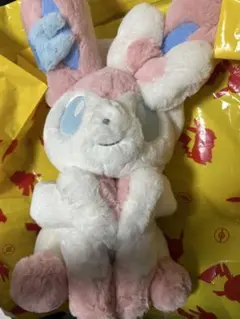 ポケモンセンター　ふわふわ抱きぬいぐるみ ニンフィア　②