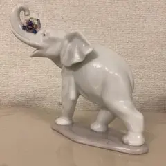 リヤドロ　ラッキーの呼び声　6461