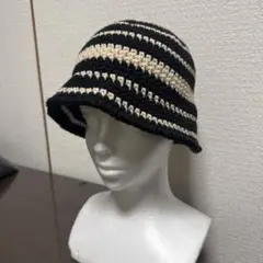 クラッシャーハット 黒とアイボリー