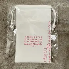 レア⭐︎新品未使用⭐︎マルジェラ非売品ポーチ 値下げ！！【非売品】メゾンマルジェラ ポーチ - メルカリ