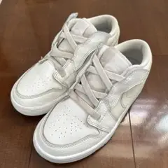 Item thumbnail for item 36dc2cfb-03cb-4209-851a-b2b0a1d67e93