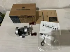 激レア ABU アブ 2500C シルバー フットナンバー 89-0 89-90