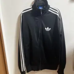 adidas トラックジャケット