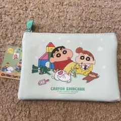 韓国限定　クレヨンしんちゃん しんちゃん　ポーチ　ダイソー　Daiso 韓国限定