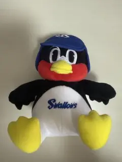 スワローズ オフィシャルグッズ お座りつば九郎 小 ぬいぐるみ　約30cm
