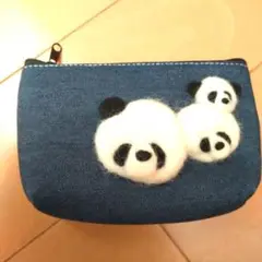 パンダ刺繍デニムポーチ