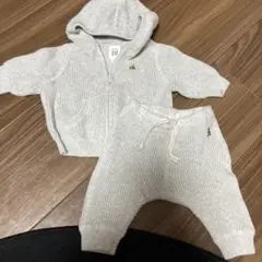 baby GAP フード付きトレーナーとパンツセット