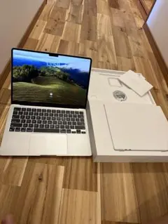 極美品/M2/13インチ/MacBook Air/SSD1TB/メモリ8GB