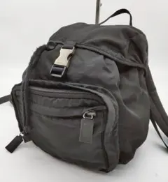 かわいい 美品 PRADA プラダ リュック ナイロン 三角ロゴ ブラック