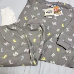 パジャマ　100