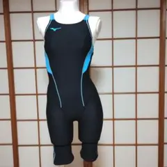 ミズノ　競泳水着　Sサイズ