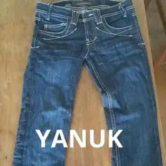YANUKスリムジーンズ　　24インチ