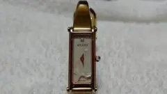 GUCCI クォーツ時計 1500L 画面割れあり!!