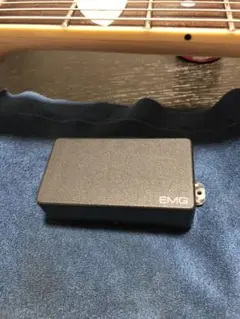 Item thumbnail for item 63650146-8fa3-4c60-8373-fbdf1a410bb4