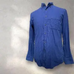 ユニクロ　UNIQLO長袖シャツ シャツ　胸ポケット付き　ボタン付き　ブルー