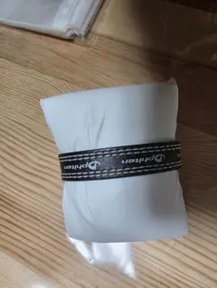 Phiten 調整可能なレザー風ブレスレット