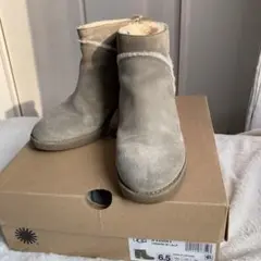 UGG KASEN II BOOT