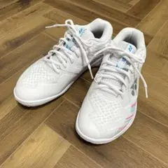 美品！YONEX CASCADE ACCEL バドミントンシューズ※１度のみ使用