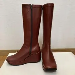 Item thumbnail for item be8de4a3-d211-40ca-9350-a6100945bfc7