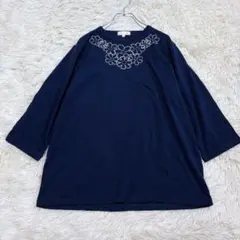 m1225 美品✨七分袖カットソー XL 大きいサイズ 花刺繍 ストレッチ 綿