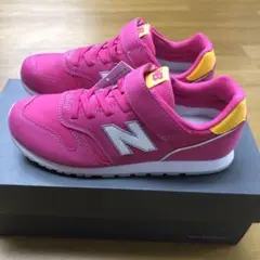 ニューバランスレディーススニーカージョギングランニングシューズピンク新品23.5