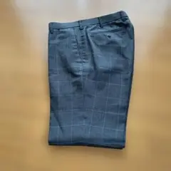 ユニクロ　薄手スラックス