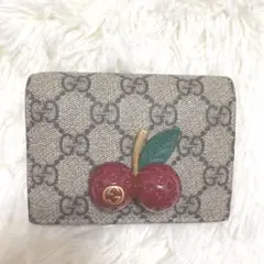 GUCCIさくらんぼ財布