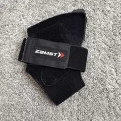 ザムスト足首サポーター 右M