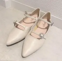 【新品未使用】ホワイトビジューダブルストラップパンプス