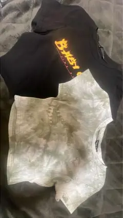 グラフィックTシャツとタイダイTシャツセット