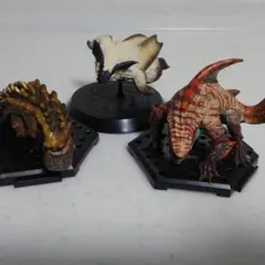 カプコンフィギュアビルダー ウルクスス ＋ザボアザギル亜種＋ウラガンキン
