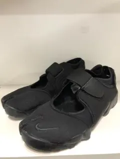 528050 NIKE WMNS NIKE AIR RIFT スニーカー