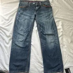 Item thumbnail for item f5e23802-9b10-4136-adba-f886e4ae4d61